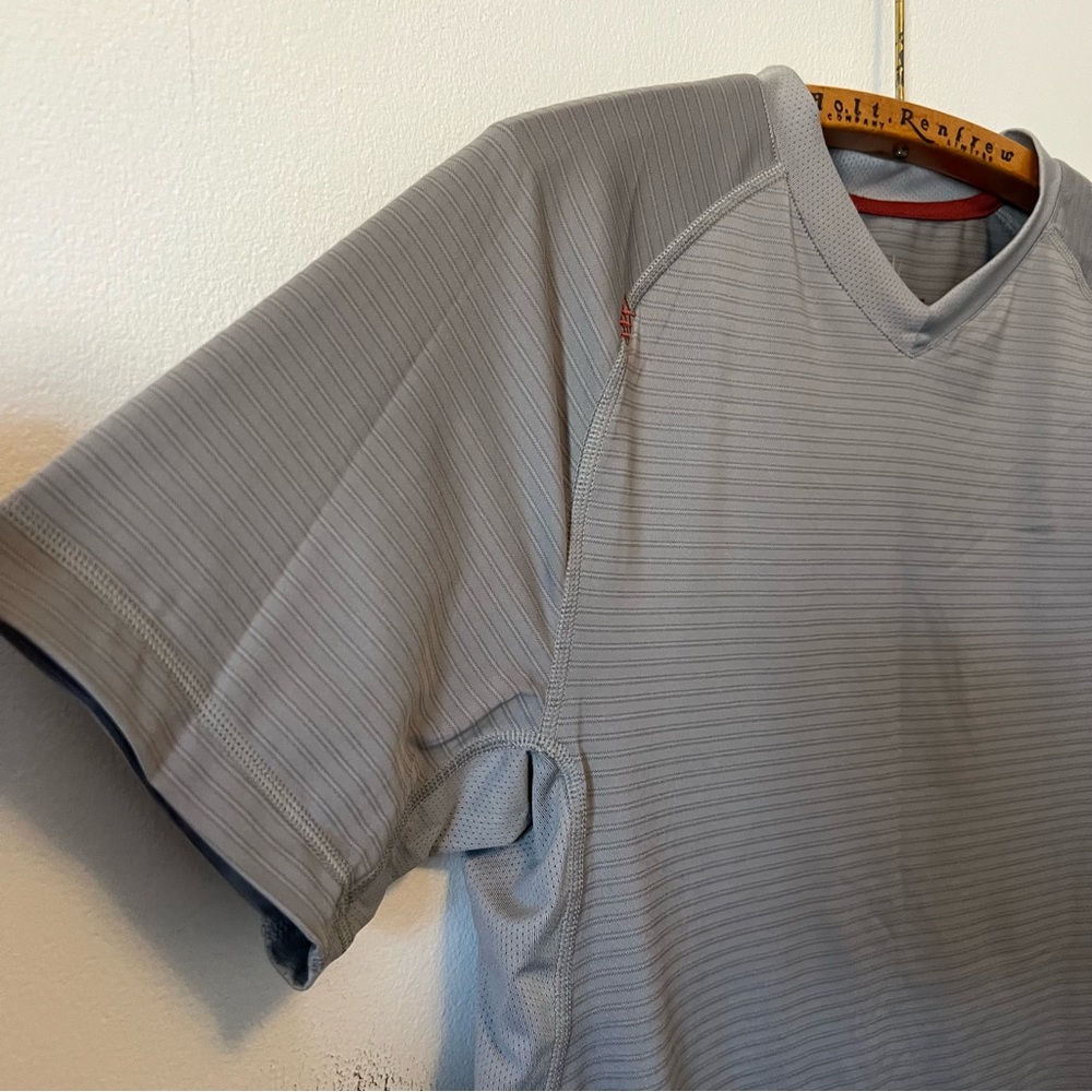 Rhone Mens Athletic‎ T-Shirt Size Small Workout - Picture 7 of 9